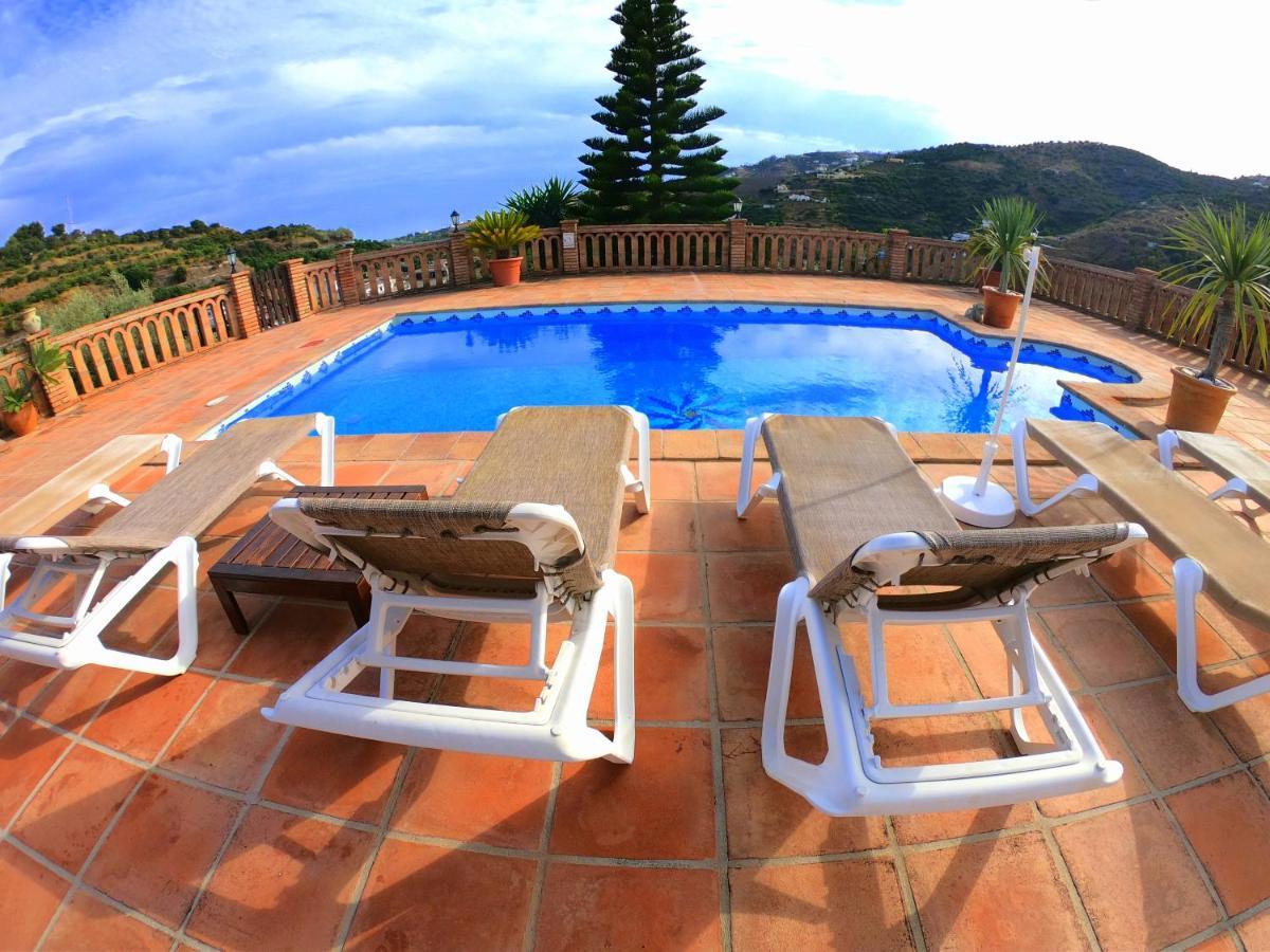 Villa Casa La Araucaria à Frigiliana Extérieur photo