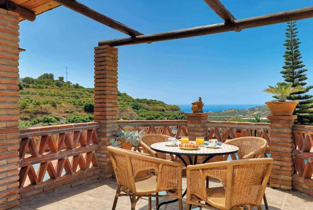 Villa Casa La Araucaria à Frigiliana Extérieur photo